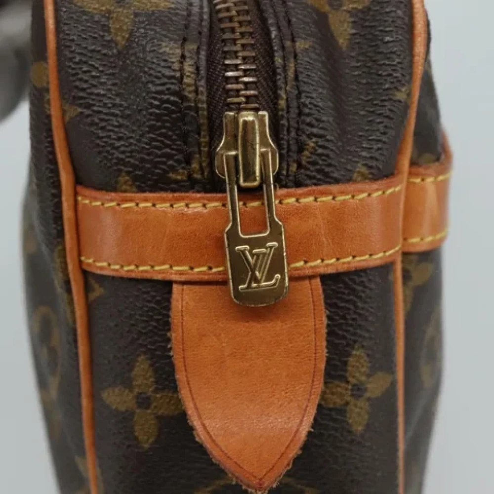 Louis Vuitton Vintage Pre-owned Canvas clutches Brown Dames