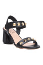 sandales-en-cuir-noir-cloutees