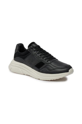 casual-sneakers