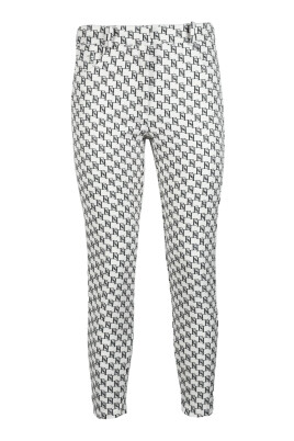 pantalon-elegant-en-tissu-extensible