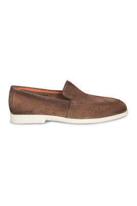 brown-loafer-shoes-elegant-style