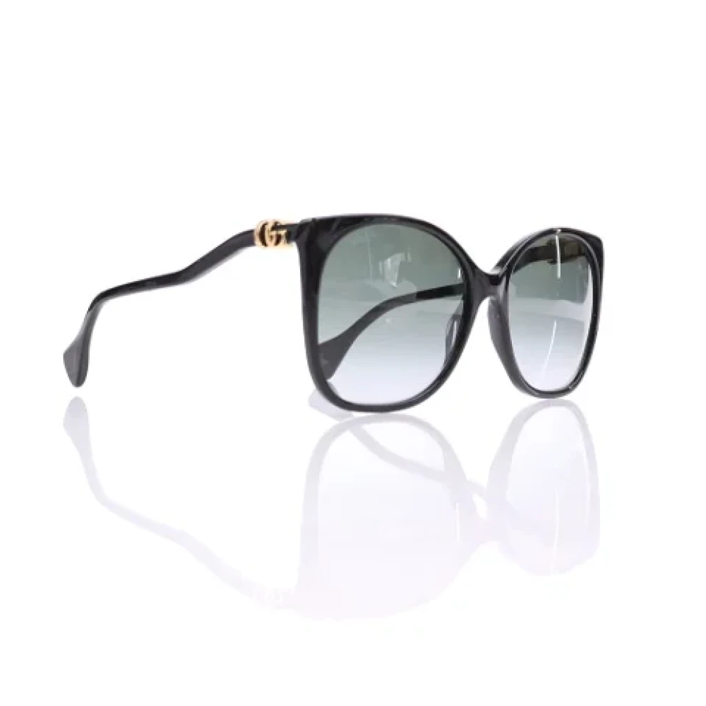 Gucci Vintage Pre-owned Plastic sunglasses Black Dames