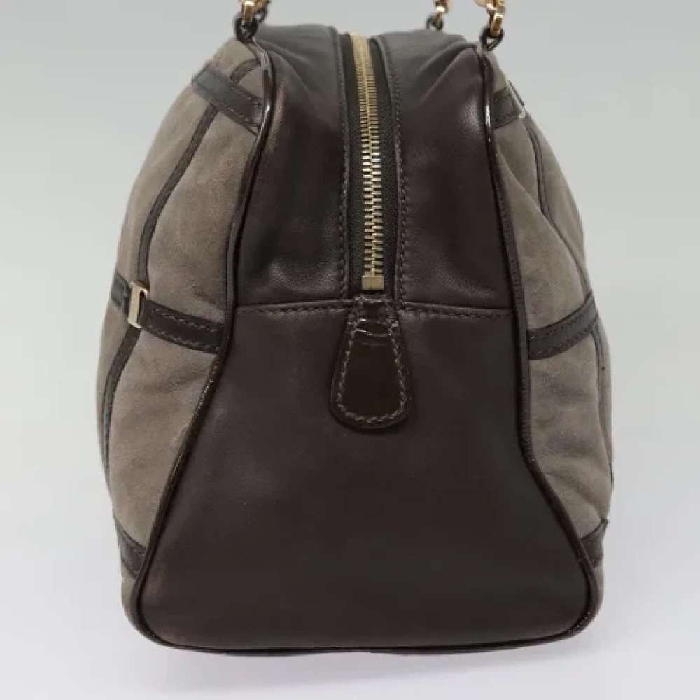 Salvatore Ferragamo Pre-owned Suede handbags Gray Dames