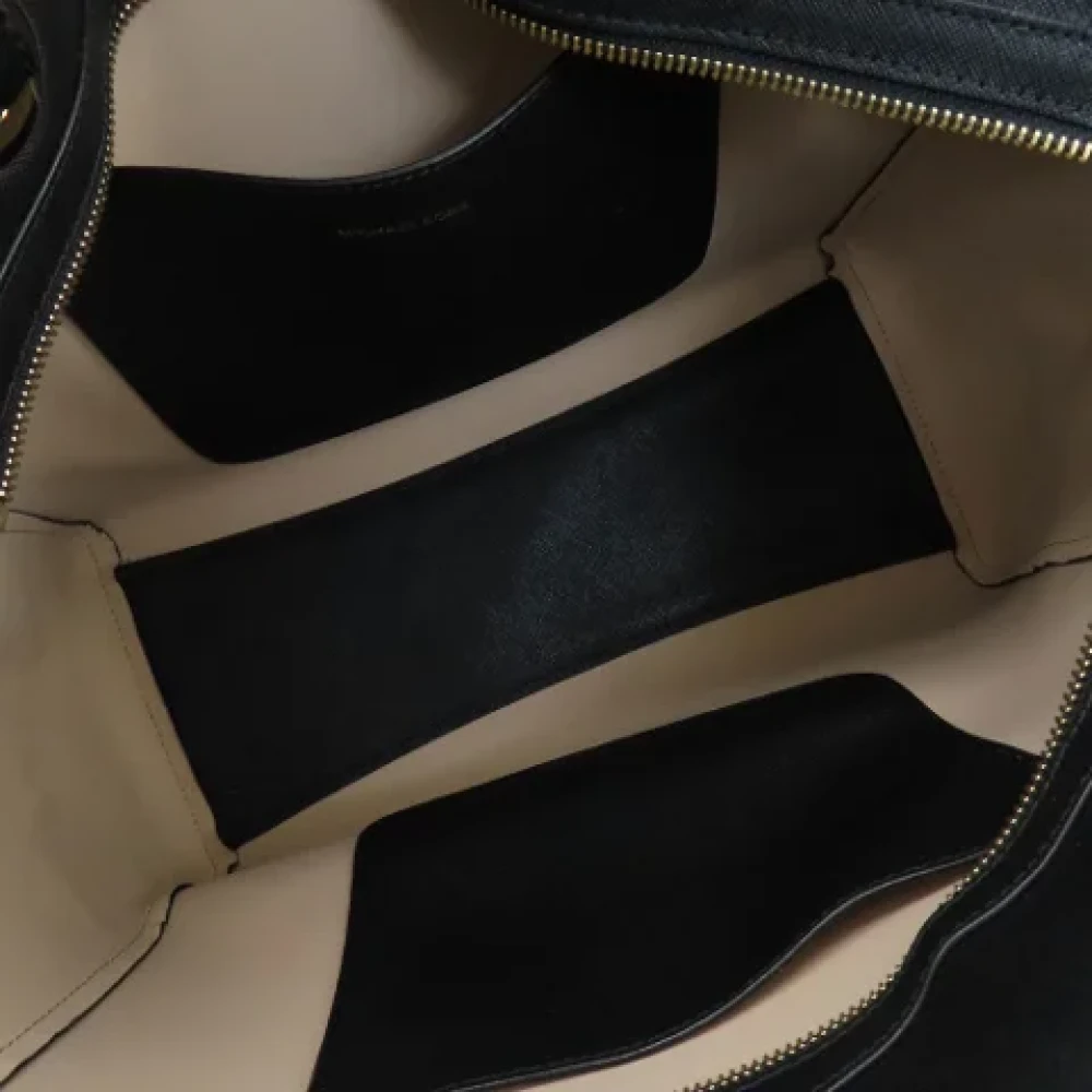 Michael Kors Pre-owned Leather handbags Black Dames