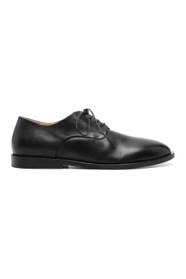 black-lace-up-low-heel-shoes