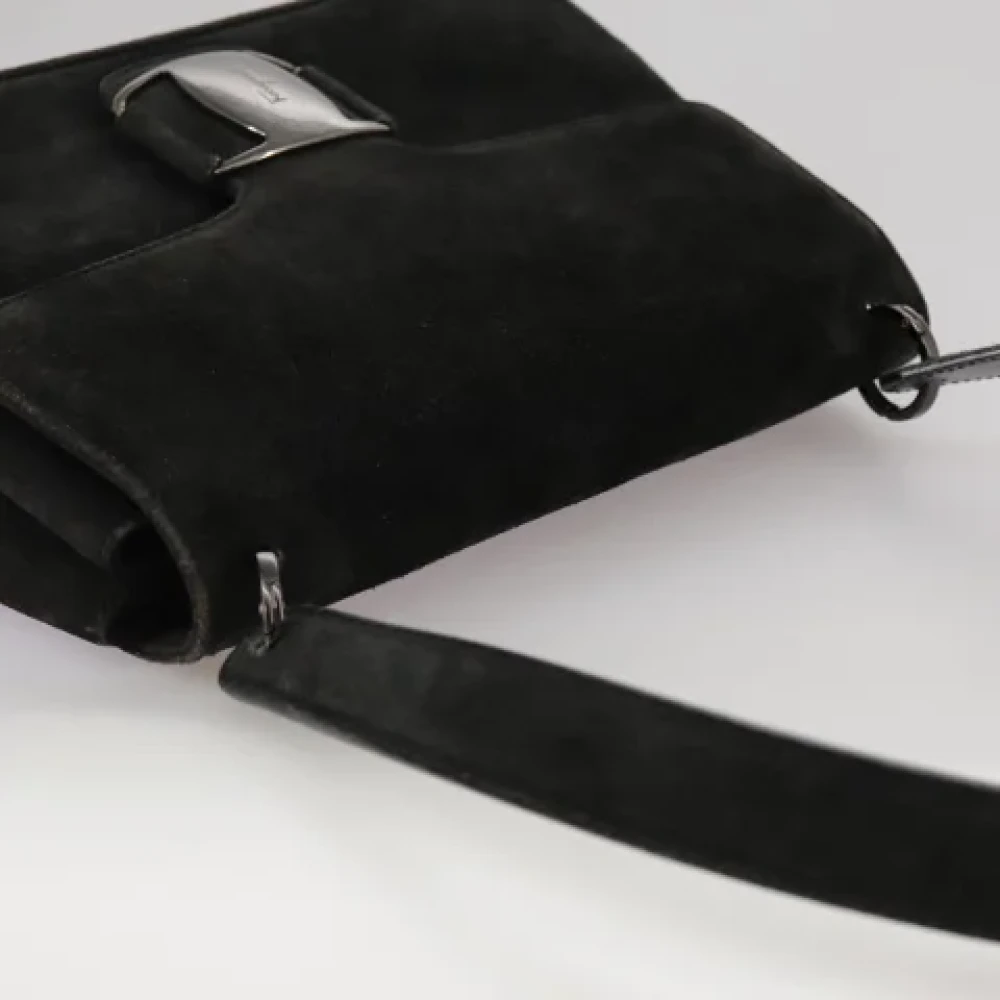 Salvatore Ferragamo Pre-owned Suede shoulder-bags Black Dames