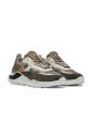 sneaker-en-cuir-gris-avec-semelle-en-caoutchouc