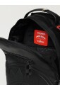sac-a-dos-a-roulettes-de-requin
