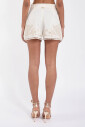 shorts-en-coton-brode-avec-passamanterie