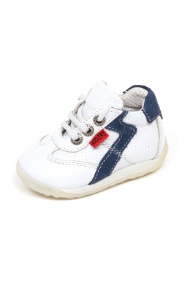 vintage-baby-shoe-in-white-blue