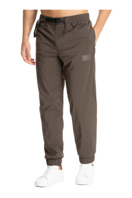 elastic-joggers-with-snap-button-closure