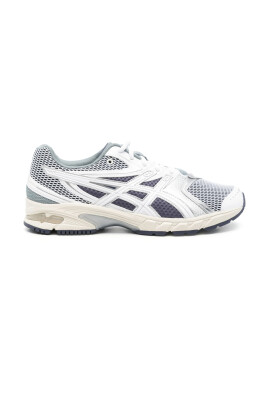 stylish-sneaker-for-active-lifestyle