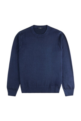 round-neck-knitwear