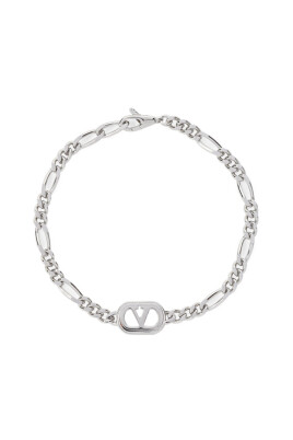 metallic-bracelet-aw25-stylish-accessory