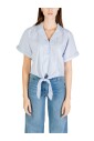 chemise-a-rayures-a-col-en-v-et-manches-courtes