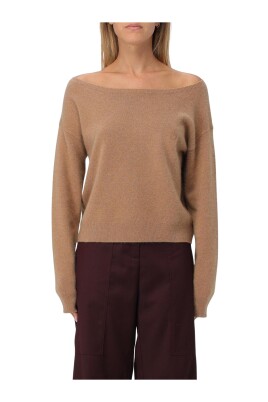 kamel-badhals-sweater