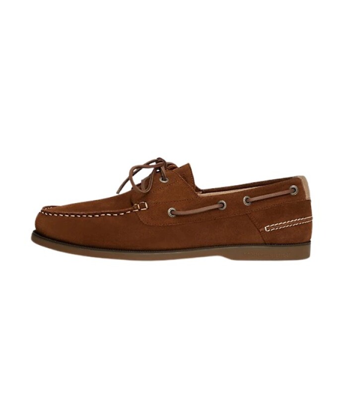 chaussures-bateau-en-daim-de-base