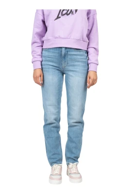 Mom Fit Distressed High Waist Jeans