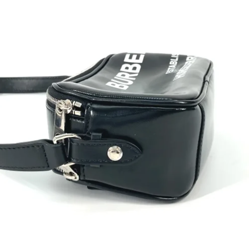 Burberry Vintage Pre-owned Leather shoulder-bags Black Heren