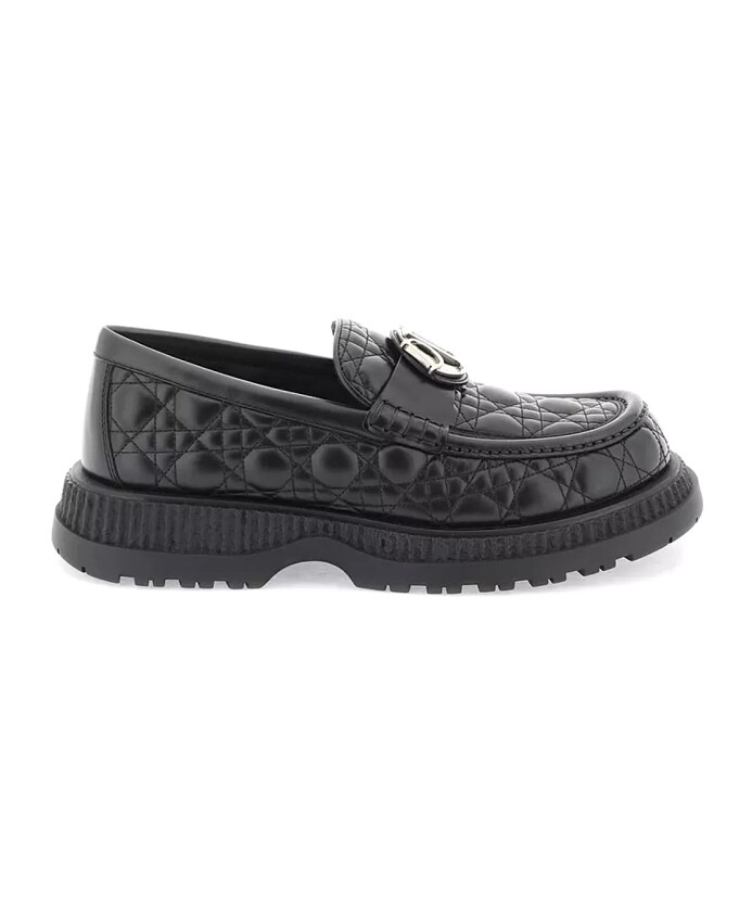 classic-moccasin-shoe