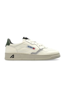 sneakers-decontractees-pour-un-usage-quotidien