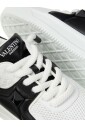 white-sneakers-for-a-stylish-look