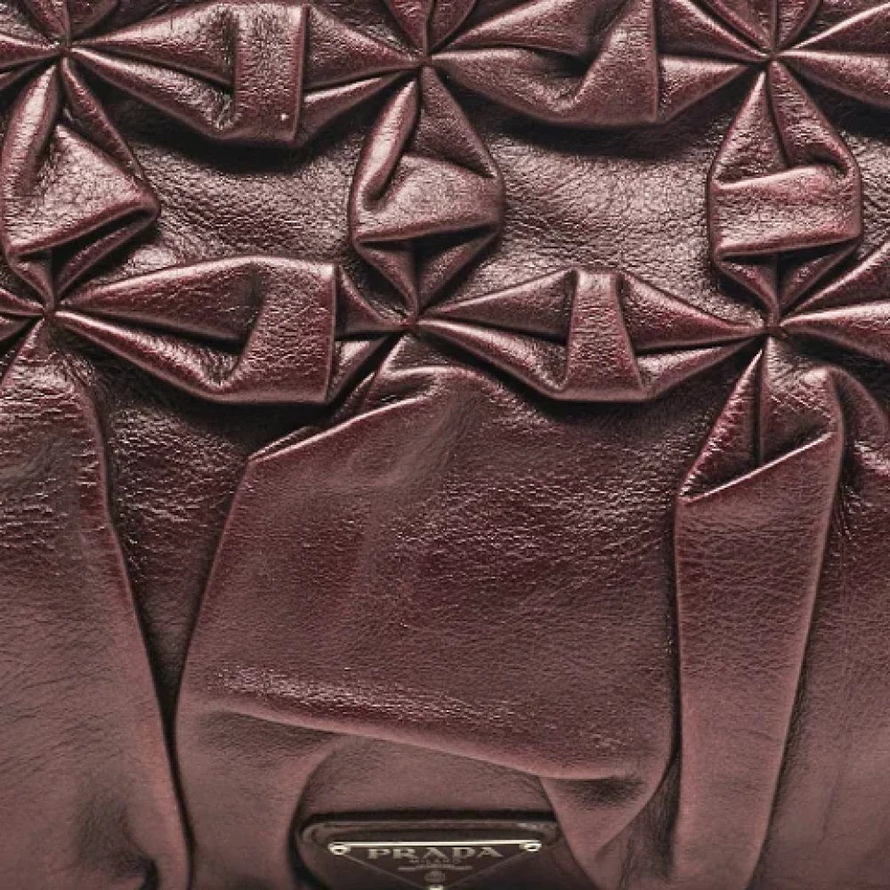 Prada Vintage Pre-owned Leather clutches Purple Dames