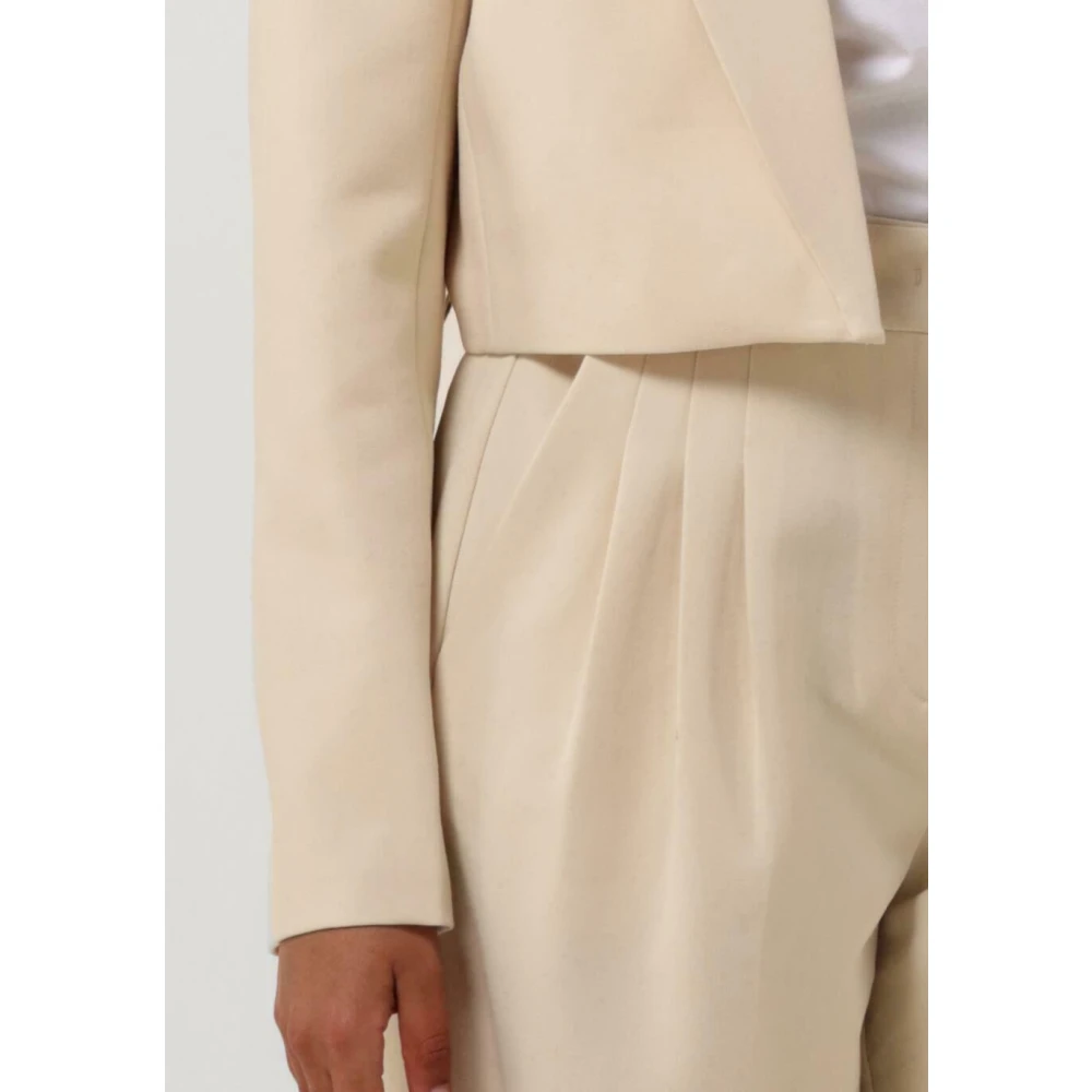 Co'Couture Beige Plooi Broek voor Chique Look Beige Dames