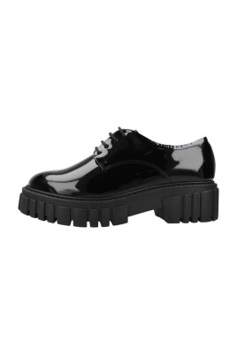 chaussures-a-lacets-elegantes-pour-hommes