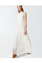 elegant-sleeveless-lace-dress