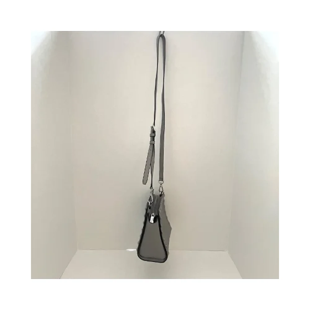 Michael Kors Pre-owned Leather shoulder-bags Gray Dames