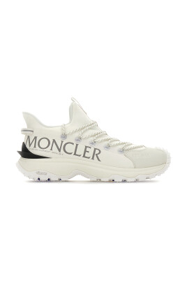 sneakers-elegantes-pour-un-look-tendance
