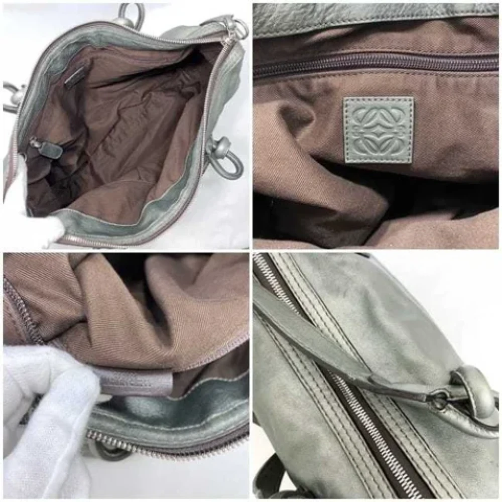 Loewe Pre-owned Leather shoulder-bags Green Dames