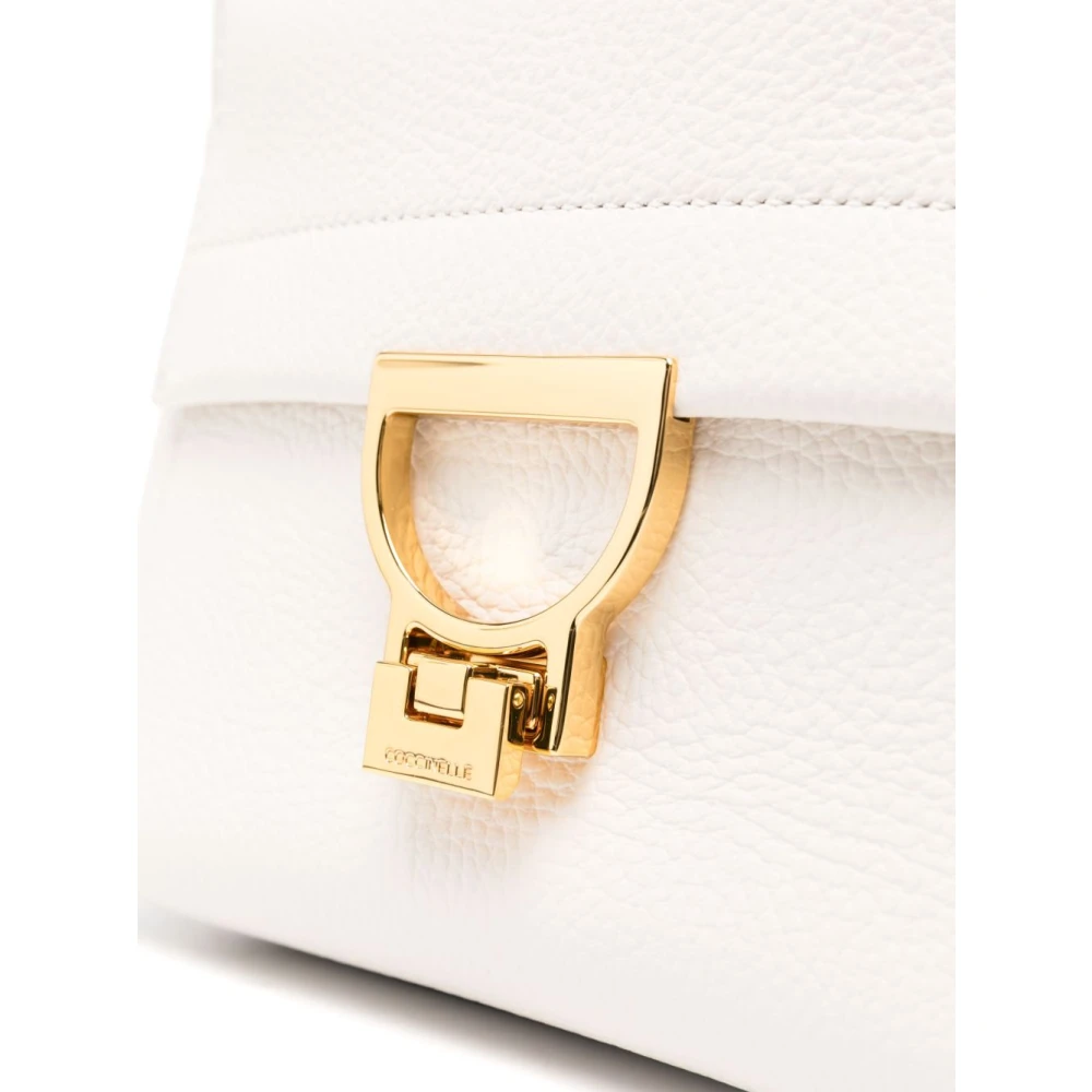 Coccinelle Witte Schoudertas met Magnetische Sluiting White Dames