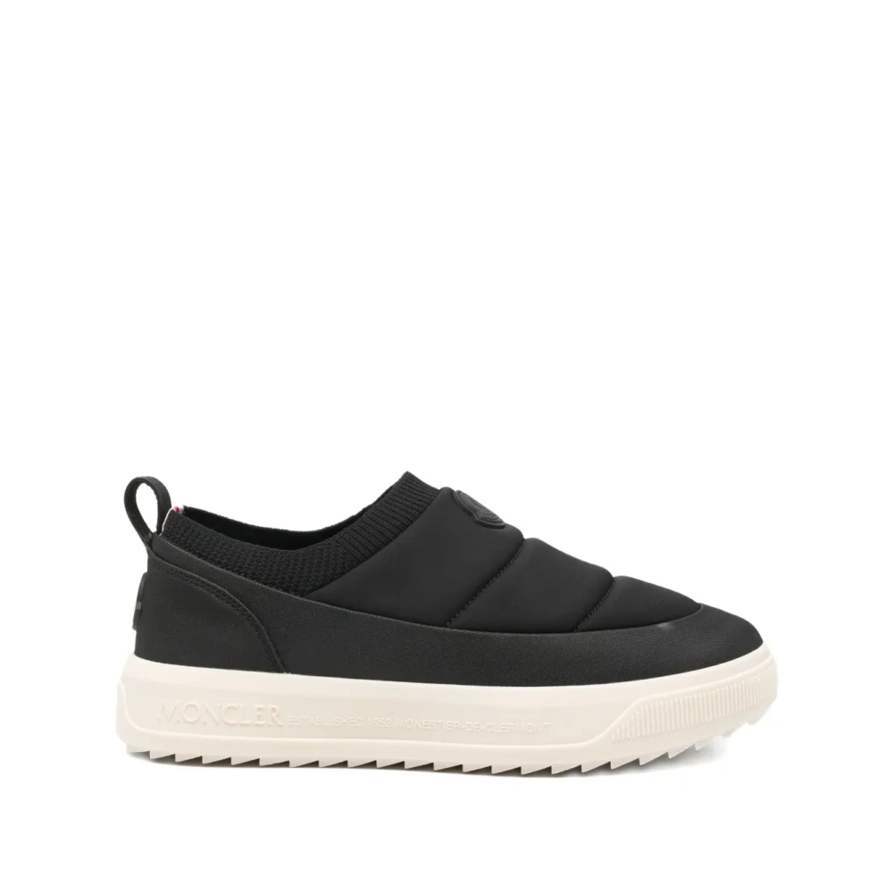 Moncler Slip-On Sneakers met Gewatteerd Bovenwerk Heren Schoenen Zwart