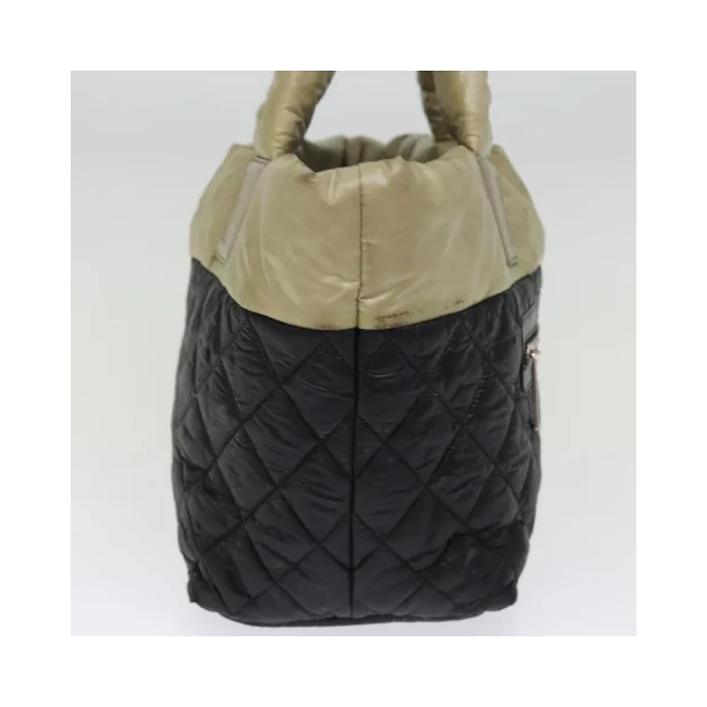 Chanel Vintage Pre-owned Nylon handbags Black Dames