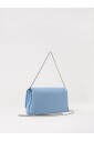 pochette-en-daim-bleu-avec-boucle