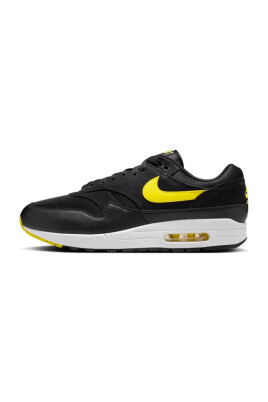 essential-batman-air-max-1