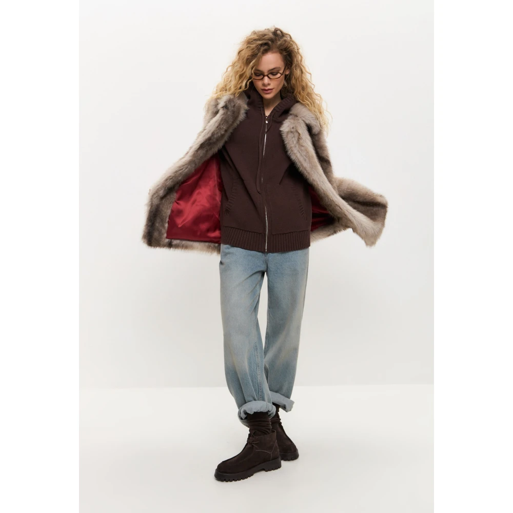 Cesare Gaspari Elegante Bruine Nep Bontjas Luxe Winterkleding voor Vrouwen Bruin Brown Dames