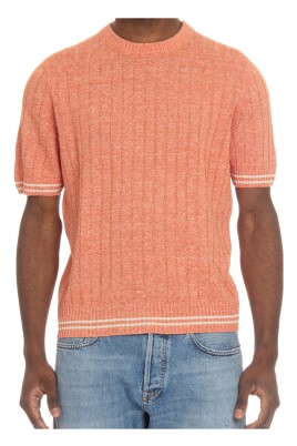 round-neck-knitwear