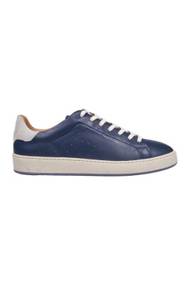 sneakers-bleues-elegantes-confortables-pour-tous-les-jours