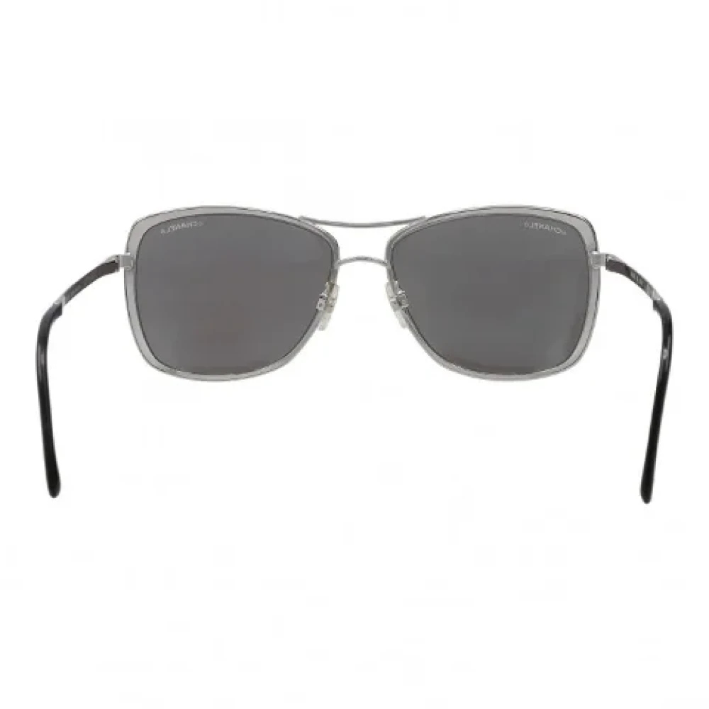 Chanel Vintage Pre-owned Fabric sunglasses Gray Dames