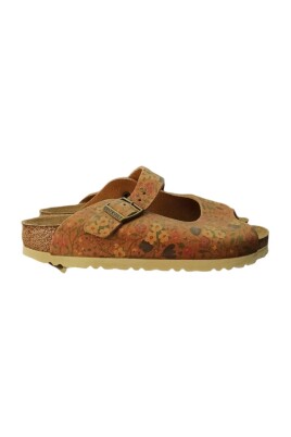 stilfulde-sandaler-til-sommerdage