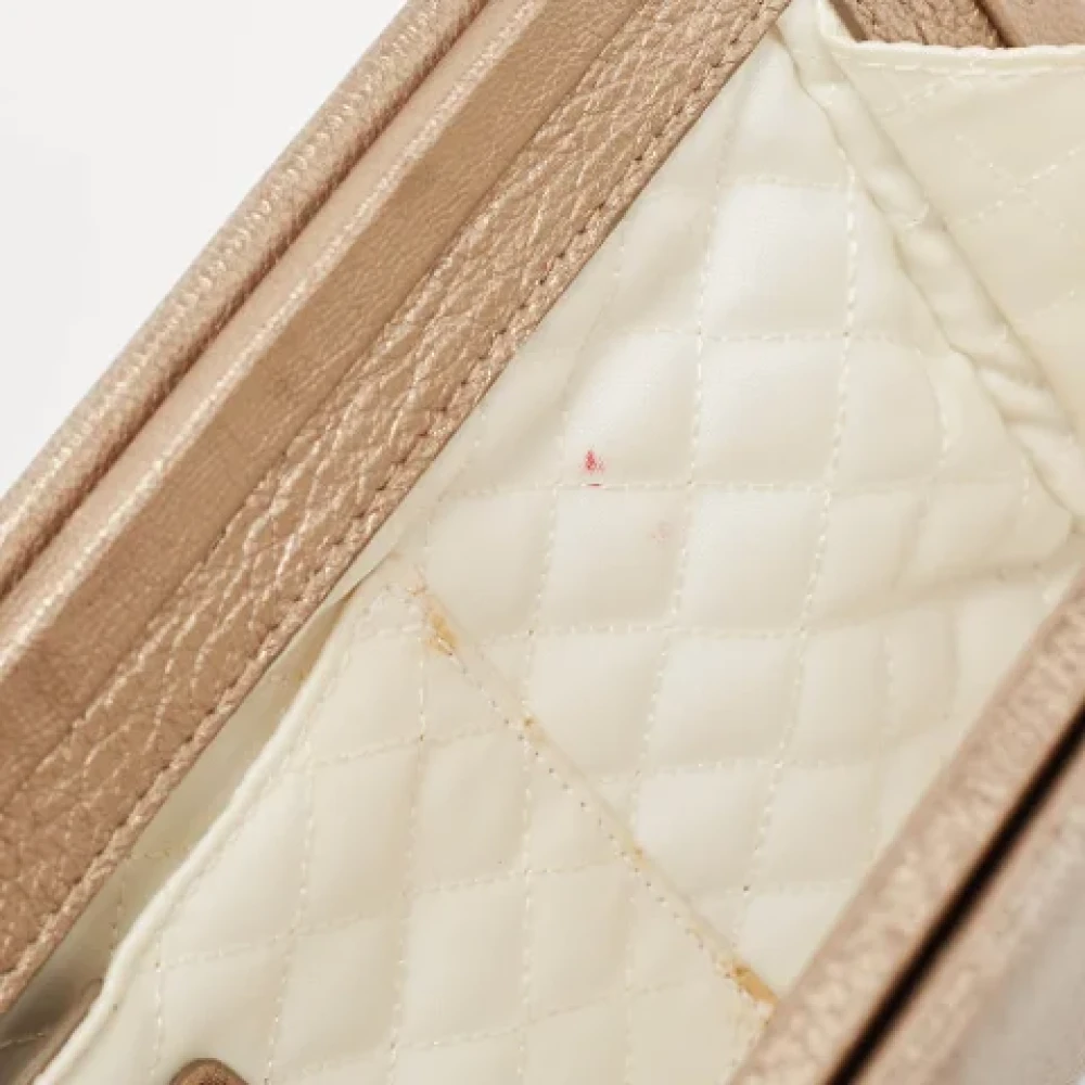 Salvatore Ferragamo Pre-owned Leather clutches Beige Dames