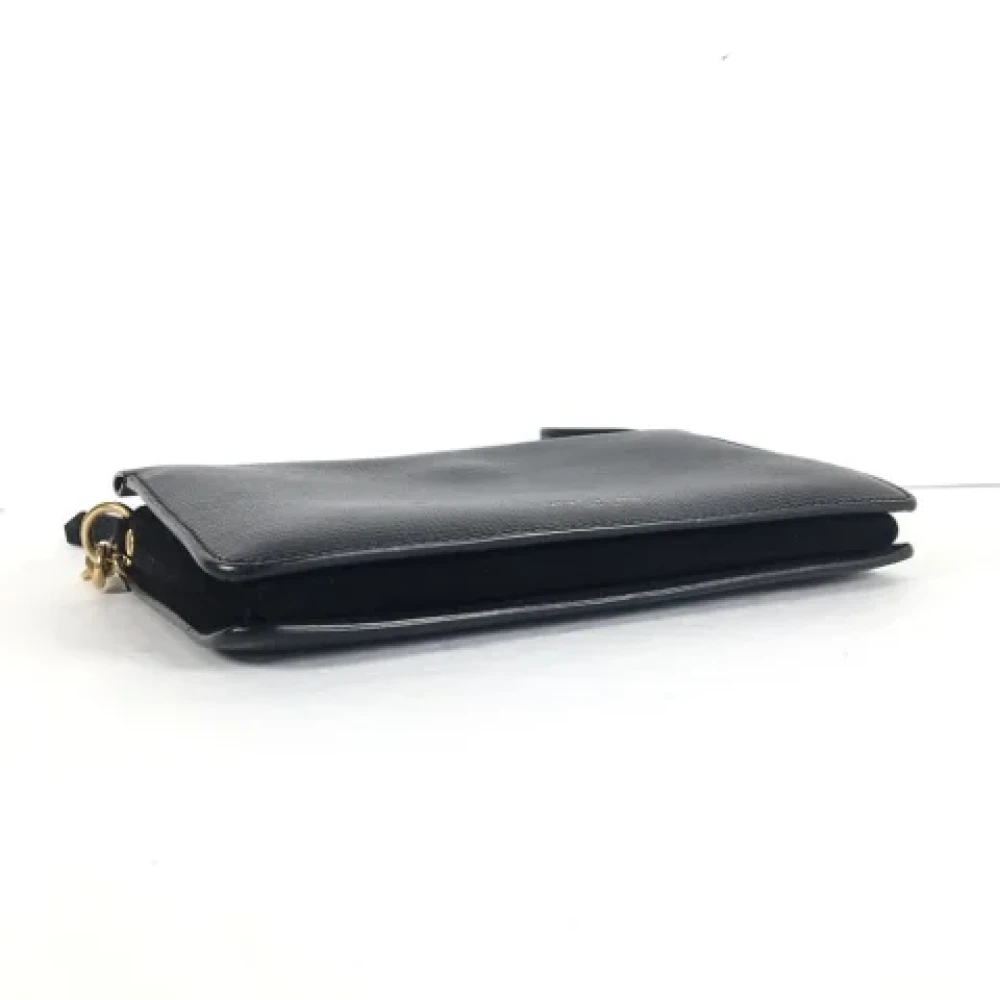 Givenchy Pre-owned Leather shoulder-bags Black Dames