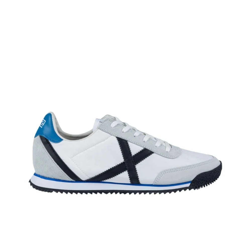 Shoes > Sneakers - - Munich - Modalova