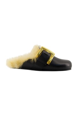 sandales-en-cuir-noir-style-classique