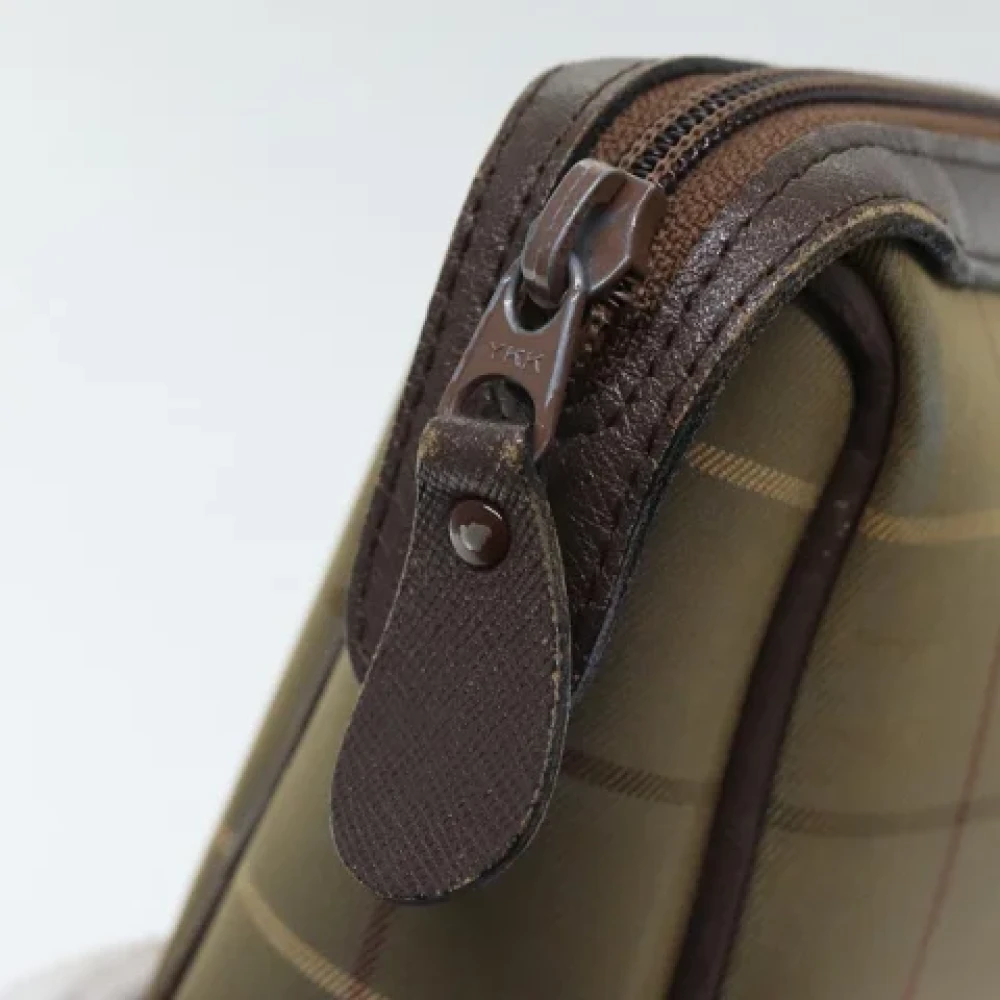 Burberry Vintage Pre-owned Canvas clutches Brown Dames