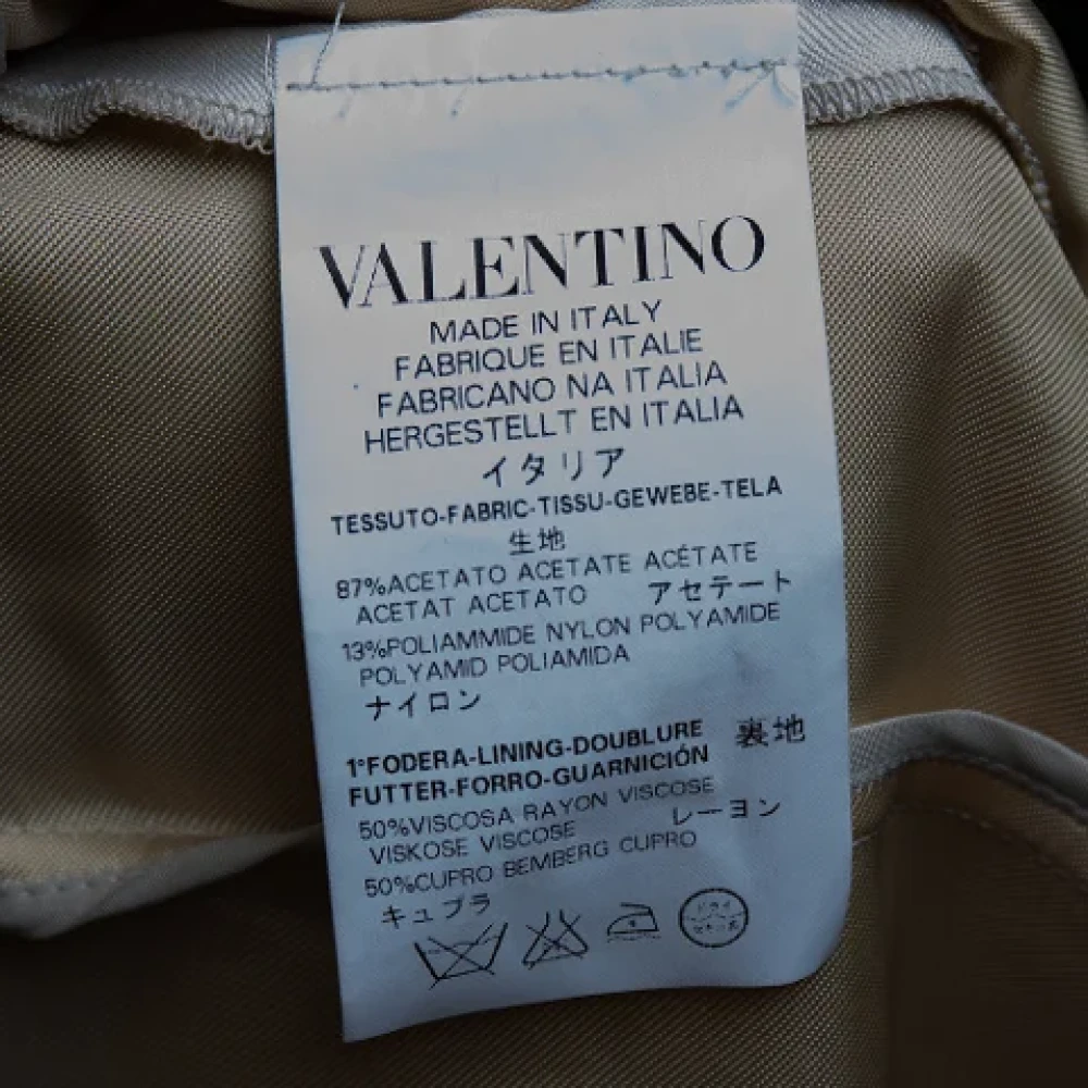 Valentino Vintage Pre-owned Fabric outerwear Beige Dames