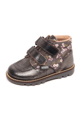 laminated-race-shoe-for-kids